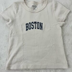 Brandy Melville Women's Cream T-shirt
One size